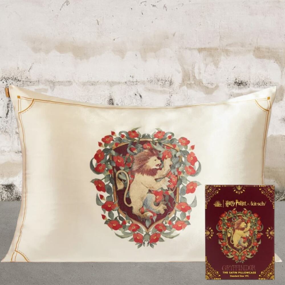 Kitsch x Harry Potter Satin Standard Pillowcase in Gryffindor NIB - Picture 2 of 3